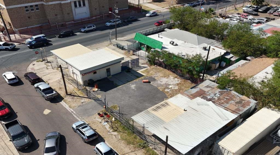 2201 San Bernardo Ave, Laredo, Texas 78040, 1 Room Rooms,1 BathroomBathrooms,Commercial retail/office,For Sale,2201 San Bernardo Ave,20261893