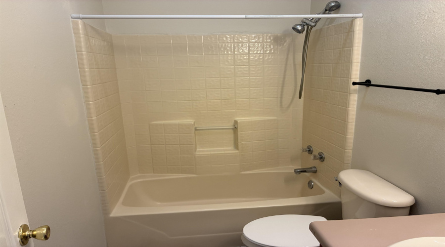 511 Shiloh Dr, LAREDO, Texas 78045, 1 Bedroom Bedrooms, 4 Rooms Rooms,1 BathroomBathrooms,Residential,For Rent,511 Shiloh Dr,20261894