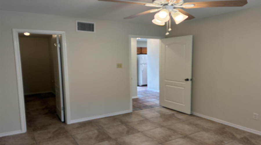 511 Shiloh Dr, LAREDO, Texas 78045, 1 Bedroom Bedrooms, 4 Rooms Rooms,1 BathroomBathrooms,Residential,For Rent,511 Shiloh Dr,20261895