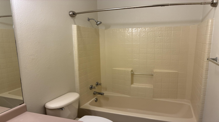 511 Shiloh Dr, LAREDO, Texas 78045, 1 Bedroom Bedrooms, 4 Rooms Rooms,1 BathroomBathrooms,Residential,For Rent,511 Shiloh Dr,20261896