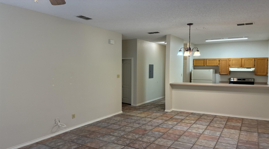 511 Shiloh Dr, LAREDO, Texas 78045, 1 Bedroom Bedrooms, 4 Rooms Rooms,1 BathroomBathrooms,Residential,For Rent,511 Shiloh Dr,20261896