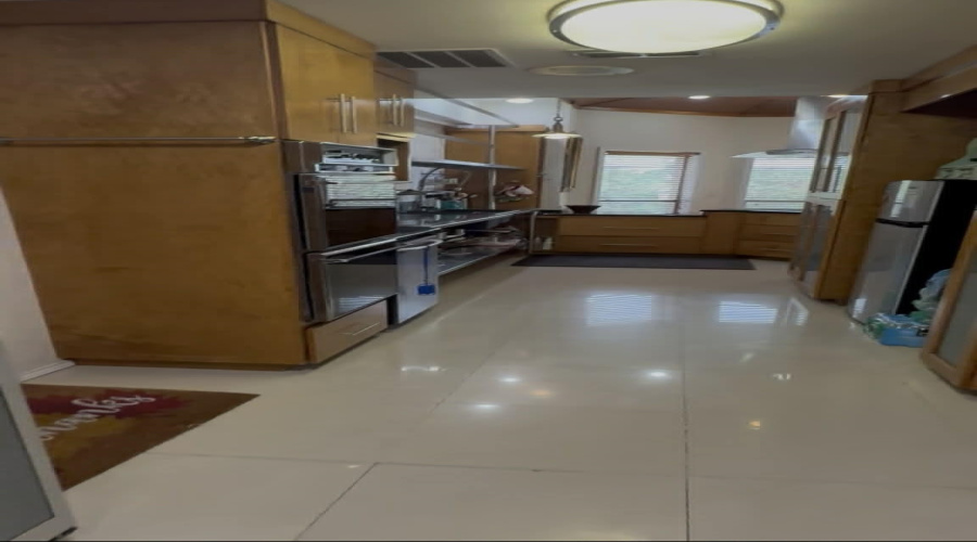 3110 Jacaranda Dr., Harlingen, Texas 78550-7448, 4 Bedrooms Bedrooms, 11 Rooms Rooms,5 BathroomsBathrooms,Residential,For Rent,3110 Jacaranda Dr.,20261897