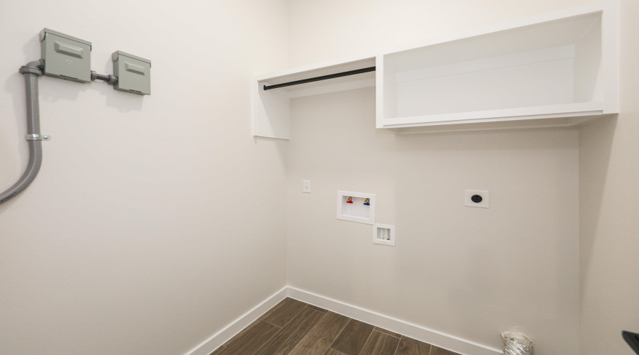 2814 Adamsville, Laredo, Texas 78046, 4 Bedrooms Bedrooms, 5 Rooms Rooms,2 BathroomsBathrooms,Residential,For Sale,2814 Adamsville,20261898