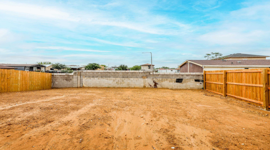 2814 Adamsville, Laredo, Texas 78046, 4 Bedrooms Bedrooms, 5 Rooms Rooms,2 BathroomsBathrooms,Residential,For Sale,2814 Adamsville,20261898