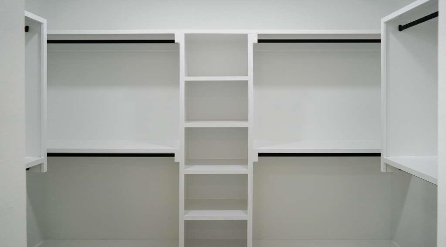 3917 Yoyis St., Laredo, Texas 78046, 3 Bedrooms Bedrooms, 5 Rooms Rooms,2 BathroomsBathrooms,Residential,For Sale,3917 Yoyis St.,20261899