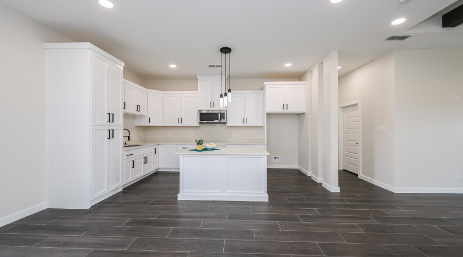 2816 Adamsville, Laredo, Texas 78046, 4 Bedrooms Bedrooms, 5 Rooms Rooms,2 BathroomsBathrooms,Residential,For Sale,2816 Adamsville,20261900