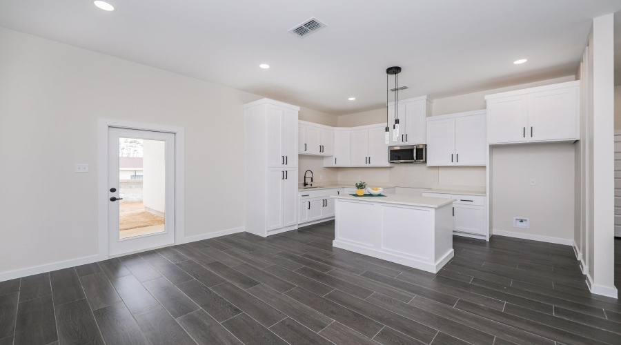 2816 Adamsville, Laredo, Texas 78046, 4 Bedrooms Bedrooms, 5 Rooms Rooms,2 BathroomsBathrooms,Residential,For Sale,2816 Adamsville,20261900