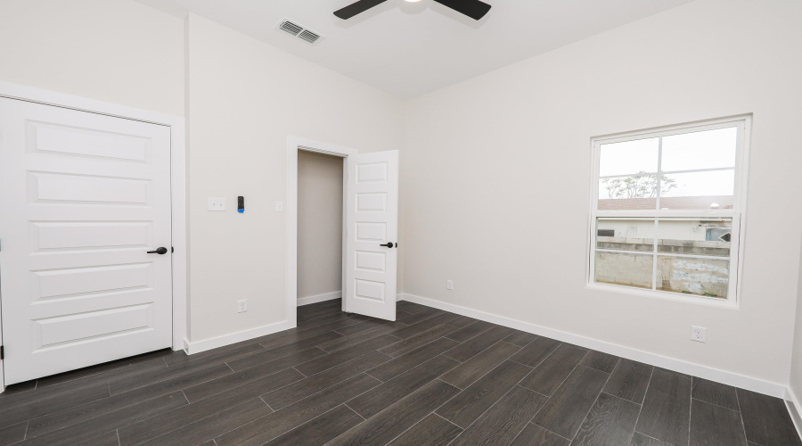 2816 Adamsville, Laredo, Texas 78046, 4 Bedrooms Bedrooms, 5 Rooms Rooms,2 BathroomsBathrooms,Residential,For Sale,2816 Adamsville,20261900