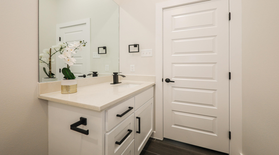 2816 Adamsville, Laredo, Texas 78046, 4 Bedrooms Bedrooms, 5 Rooms Rooms,2 BathroomsBathrooms,Residential,For Sale,2816 Adamsville,20261900