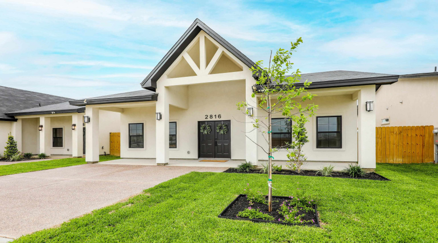 2816 Adamsville, Laredo, Texas 78046, 4 Bedrooms Bedrooms, 5 Rooms Rooms,2 BathroomsBathrooms,Residential,For Sale,2816 Adamsville,20261900