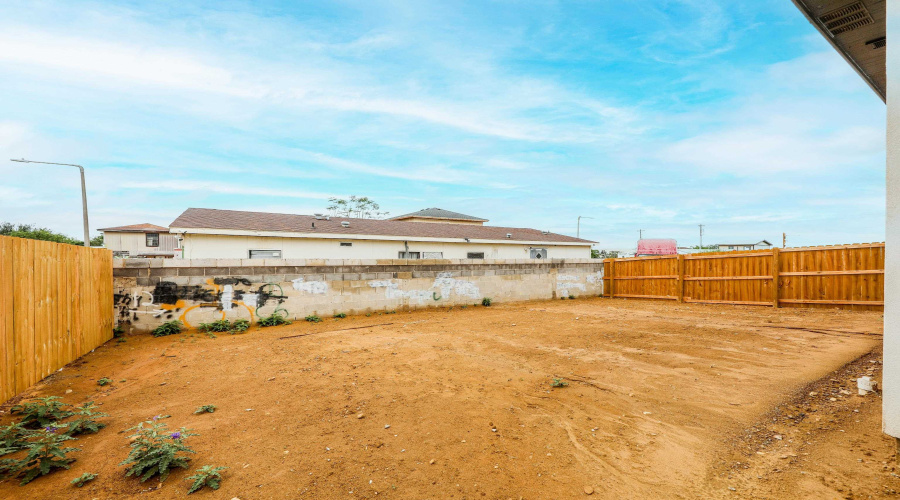 2816 Adamsville, Laredo, Texas 78046, 4 Bedrooms Bedrooms, 5 Rooms Rooms,2 BathroomsBathrooms,Residential,For Sale,2816 Adamsville,20261900