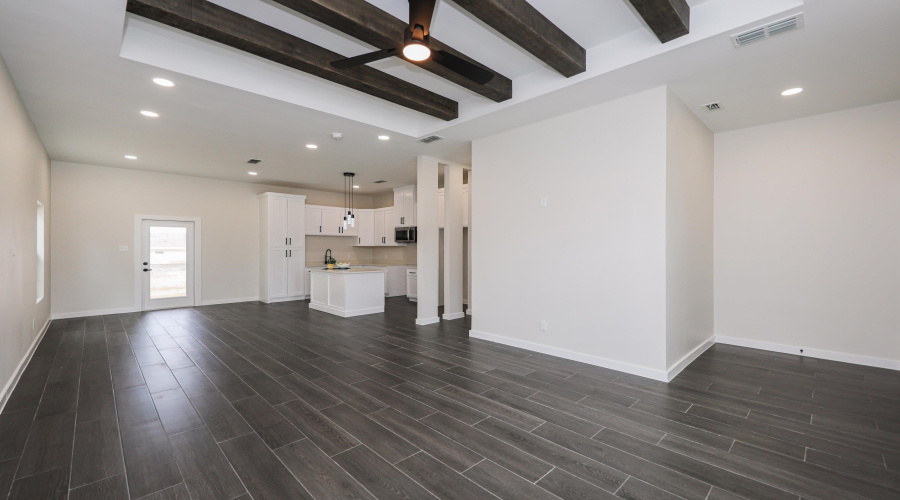 2816 Adamsville, Laredo, Texas 78046, 4 Bedrooms Bedrooms, 5 Rooms Rooms,2 BathroomsBathrooms,Residential,For Sale,2816 Adamsville,20261900