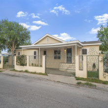 3901 Bear Claw Ln, Laredo, Texas 78043, 5 Bedrooms Bedrooms, 7 Rooms Rooms,3 BathroomsBathrooms,Residential,For Sale,3901 Bear Claw Ln,20261901