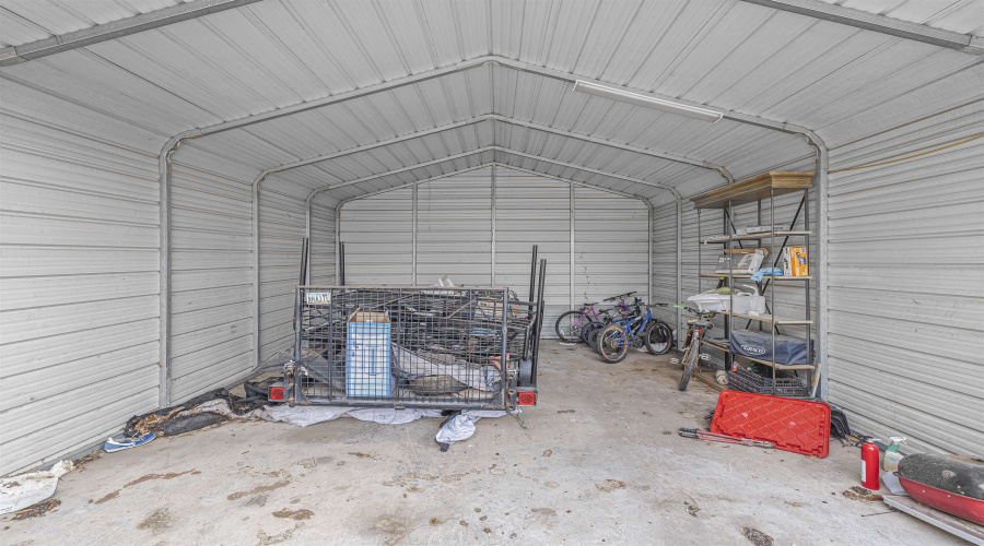 3901 Bear Claw Ln, Laredo, Texas 78043, 5 Bedrooms Bedrooms, 7 Rooms Rooms,2 BathroomsBathrooms,Residential,For Sale,3901 Bear Claw Ln,20261901