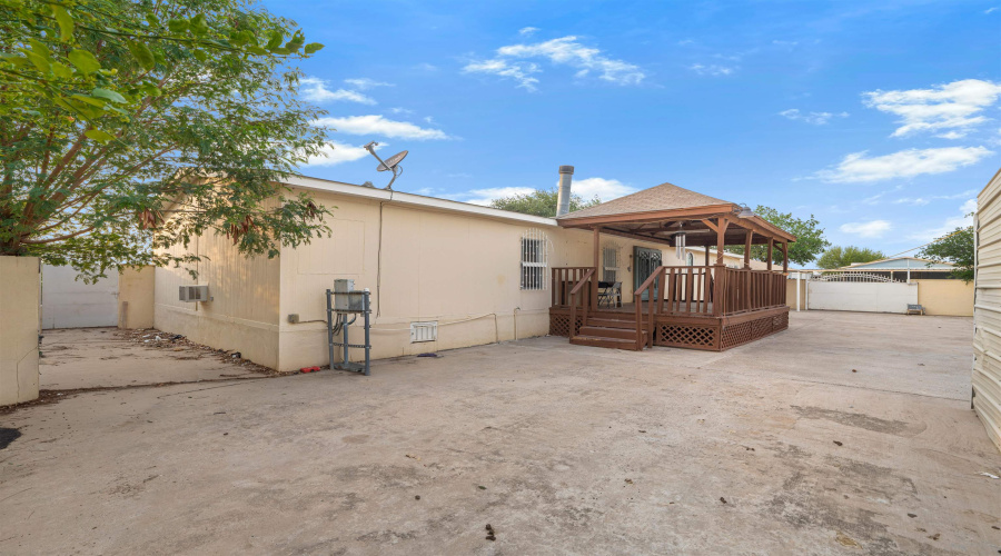 3901 Bear Claw Ln, Laredo, Texas 78043, 5 Bedrooms Bedrooms, 7 Rooms Rooms,3 BathroomsBathrooms,Residential,For Sale,3901 Bear Claw Ln,20261901