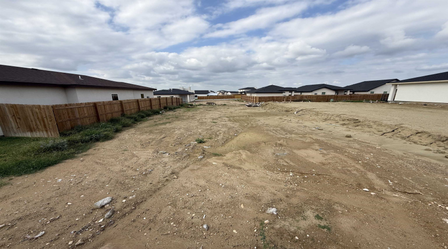 6002 Heather Loop, Laredo, Texas 78043, ,Land,For Sale,6002 Heather Loop,20261906