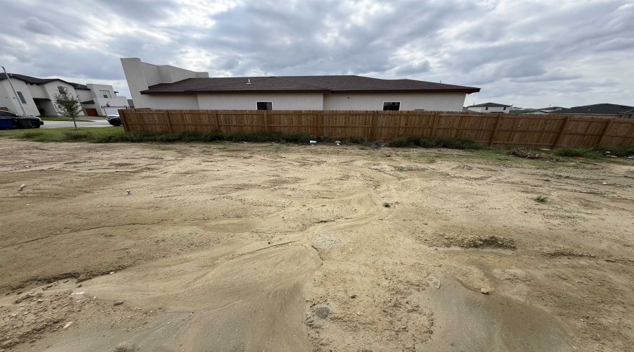 6002 Heather Loop, Laredo, Texas 78043, ,Land,For Sale,6002 Heather Loop,20261906