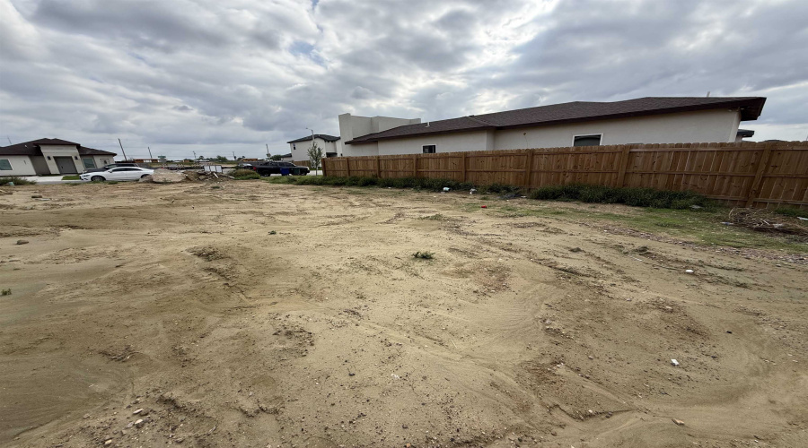 6002 Heather Loop, Laredo, Texas 78043, ,Land,For Sale,6002 Heather Loop,20261906