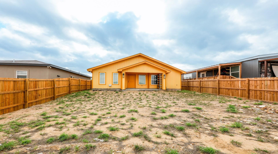 5314 Galicia Lane, LAREDO, Texas 78046, 2 Bedrooms Bedrooms, 3 Rooms Rooms,2 BathroomsBathrooms,Residential,For Sale,5314 Galicia Lane,20261902