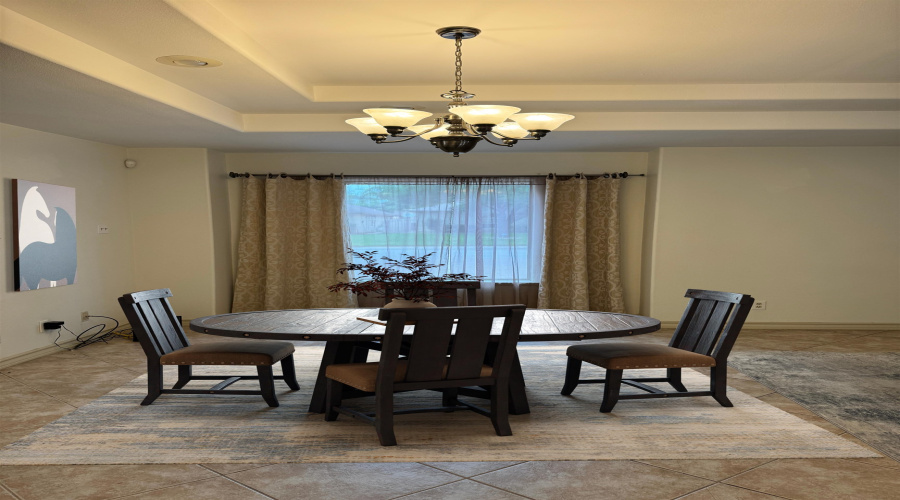 321 Newcastle Dr, Larfedo, Texas 78045, 3 Bedrooms Bedrooms, 5 Rooms Rooms,2 BathroomsBathrooms,Residential,For Sale,321 Newcastle Dr,20261903