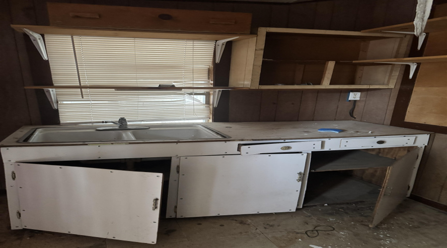 3107 Convent Ave, Laredo, Texas 78040, 1 Bedroom Bedrooms, 3 Rooms Rooms,1 BathroomBathrooms,Residential,For Sale,3107 Convent Ave,20261907