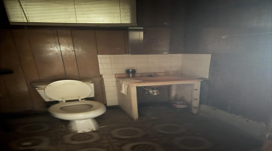 3107 Convent Ave, Laredo, Texas 78040, 1 Bedroom Bedrooms, 3 Rooms Rooms,1 BathroomBathrooms,Residential,For Sale,3107 Convent Ave,20261907