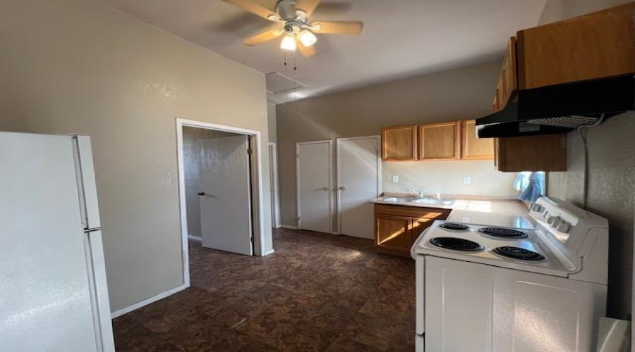 1517 Garcia St, LAREDO, Texas 78040, 2 Bedrooms Bedrooms, 4 Rooms Rooms,1 BathroomBathrooms,Residential,For Rent,1517 Garcia St,20261908