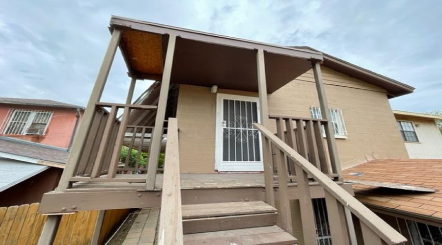 1517 Garcia St, LAREDO, Texas 78040, 2 Bedrooms Bedrooms, 4 Rooms Rooms,1 BathroomBathrooms,Residential,For Rent,1517 Garcia St,20261908