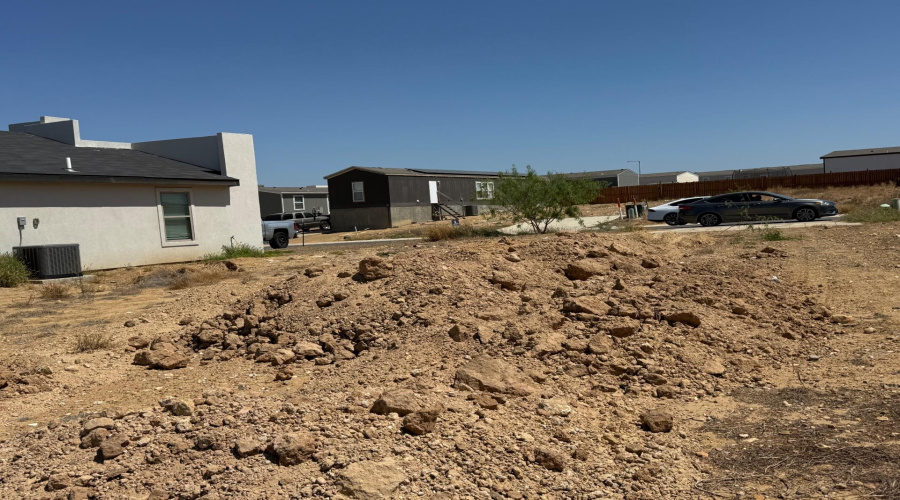 5106 Plasencia Ln., laredo, Texas 78046, 3 Bedrooms Bedrooms, 4 Rooms Rooms,1 BathroomBathrooms,Residential,For Sale,5106 Plasencia Ln.,20261909