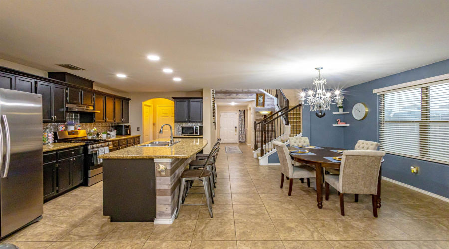 3306 Mandela Ct, Laredo, Texas 78046, 4 Bedrooms Bedrooms, 7 Rooms Rooms,3 BathroomsBathrooms,Residential,For Sale,3306 Mandela Ct,20261910