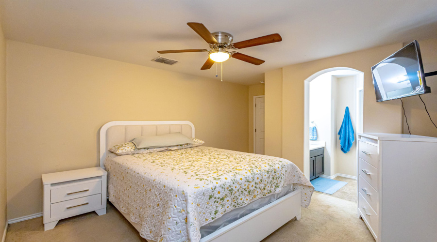 3306 Mandela Ct, Laredo, Texas 78046, 4 Bedrooms Bedrooms, 7 Rooms Rooms,3 BathroomsBathrooms,Residential,For Sale,3306 Mandela Ct,20261910