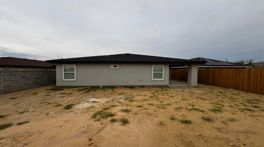 129 Asturias Cts, Laredo, Texas 78046, 4 Bedrooms Bedrooms, 5 Rooms Rooms,3 BathroomsBathrooms,Residential,For Sale,129 Asturias Cts,20261911