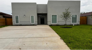 135 Asturias Cts, Laredo, Texas 78046, 4 Bedrooms Bedrooms, 5 Rooms Rooms,2 BathroomsBathrooms,Residential,For Sale,135 Asturias Cts,20261912