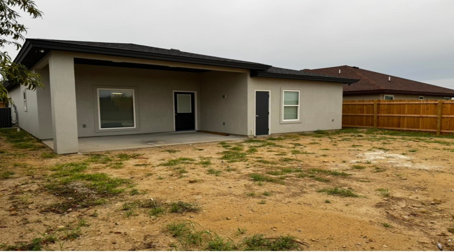 135 Asturias Cts, Laredo, Texas 78046, 4 Bedrooms Bedrooms, 5 Rooms Rooms,2 BathroomsBathrooms,Residential,For Sale,135 Asturias Cts,20261912