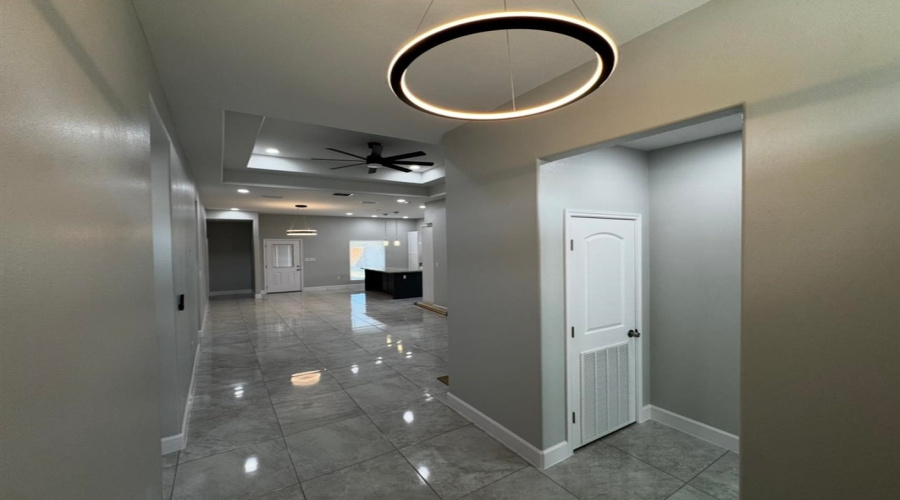 135 Asturias Cts, Laredo, Texas 78046, 4 Bedrooms Bedrooms, 5 Rooms Rooms,2 BathroomsBathrooms,Residential,For Sale,135 Asturias Cts,20261912