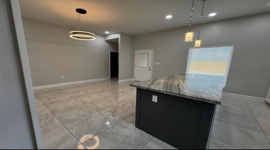 135 Asturias Cts, Laredo, Texas 78046, 4 Bedrooms Bedrooms, 5 Rooms Rooms,2 BathroomsBathrooms,Residential,For Sale,135 Asturias Cts,20261912