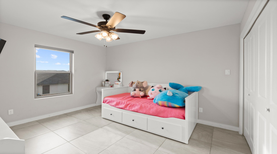 5418 Travesia Ct., Laredo, Texas 78046, 4 Bedrooms Bedrooms, 6 Rooms Rooms,2 BathroomsBathrooms,Residential,For Sale,5418 Travesia Ct.,20261913