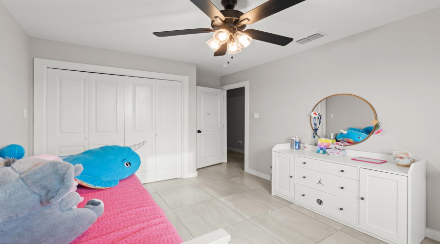 5418 Travesia Ct., Laredo, Texas 78046, 4 Bedrooms Bedrooms, 6 Rooms Rooms,2 BathroomsBathrooms,Residential,For Sale,5418 Travesia Ct.,20261913