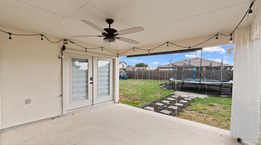 5418 Travesia Ct., Laredo, Texas 78046, 4 Bedrooms Bedrooms, 6 Rooms Rooms,2 BathroomsBathrooms,Residential,For Sale,5418 Travesia Ct.,20261913