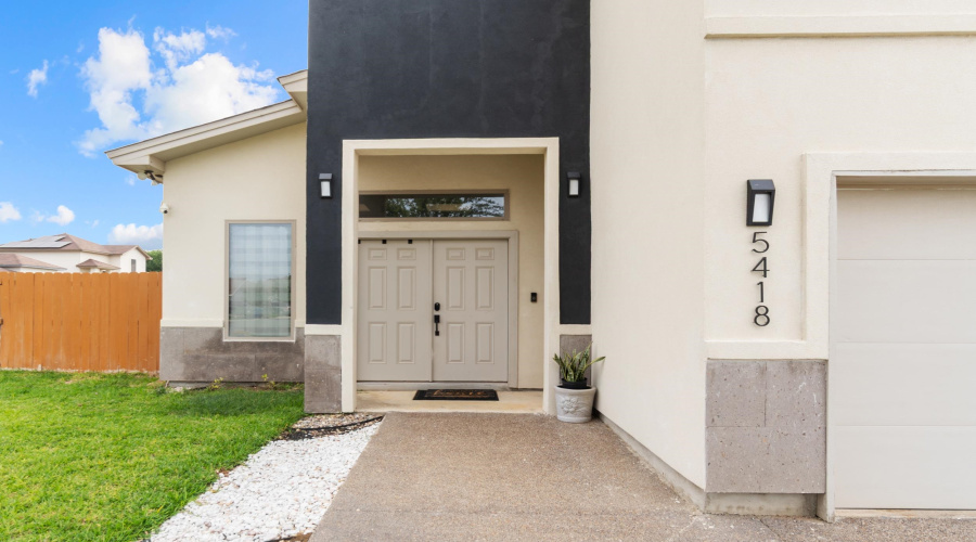 5418 Travesia Ct., Laredo, Texas 78046, 4 Bedrooms Bedrooms, 6 Rooms Rooms,2 BathroomsBathrooms,Residential,For Sale,5418 Travesia Ct.,20261913