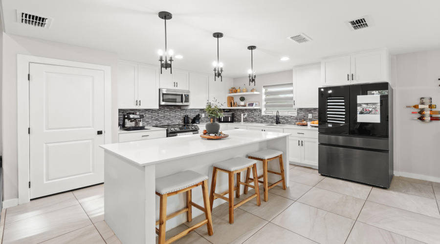 5418 Travesia Ct., Laredo, Texas 78046, 4 Bedrooms Bedrooms, 6 Rooms Rooms,2 BathroomsBathrooms,Residential,For Sale,5418 Travesia Ct.,20261913