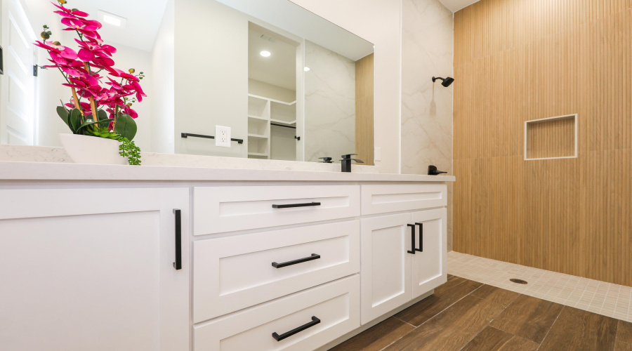 2812 Adamsville, Laredo, Texas 78046, 3 Bedrooms Bedrooms, 5 Rooms Rooms,2 BathroomsBathrooms,Residential,For Sale,2812 Adamsville,20261915