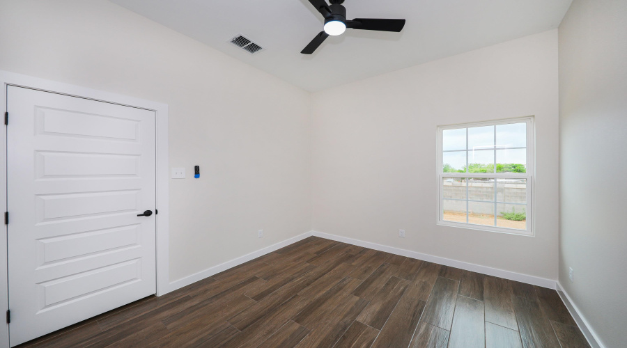 2812 Adamsville, Laredo, Texas 78046, 3 Bedrooms Bedrooms, 5 Rooms Rooms,2 BathroomsBathrooms,Residential,For Sale,2812 Adamsville,20261915