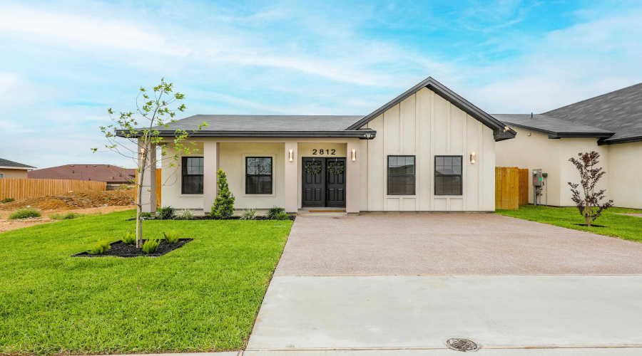 2812 Adamsville, Laredo, Texas 78046, 3 Bedrooms Bedrooms, 5 Rooms Rooms,2 BathroomsBathrooms,Residential,For Sale,2812 Adamsville,20261915