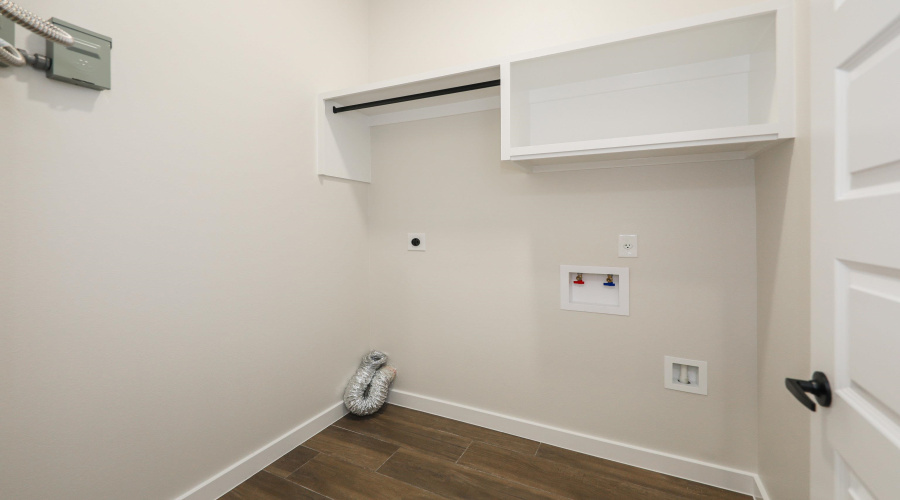 2812 Adamsville, Laredo, Texas 78046, 3 Bedrooms Bedrooms, 5 Rooms Rooms,2 BathroomsBathrooms,Residential,For Sale,2812 Adamsville,20261915