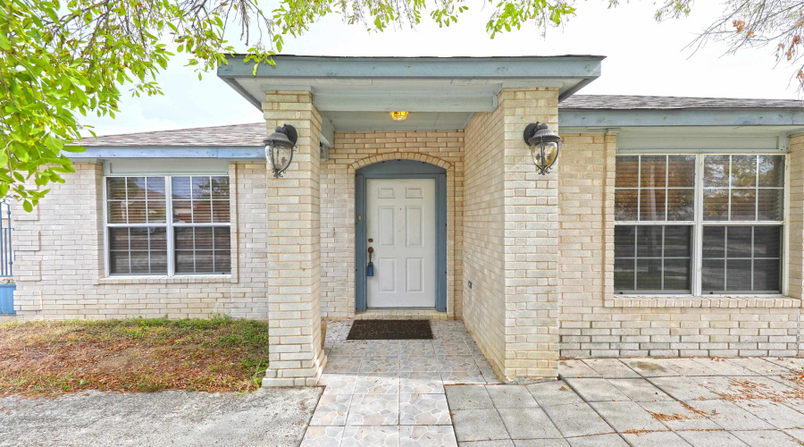 1815 Arctic Ct, LAREDO, Texas 78041, 3 Bedrooms Bedrooms, 5 Rooms Rooms,2 BathroomsBathrooms,Residential,For Rent,1815 Arctic Ct,20261916