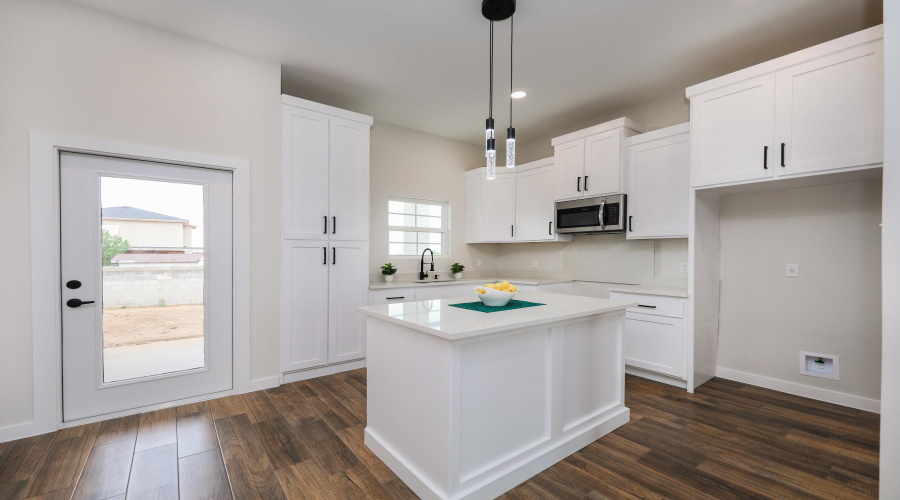 2818 Adamsville, Laredo, Texas 78046, 3 Bedrooms Bedrooms, 5 Rooms Rooms,2 BathroomsBathrooms,Residential,For Sale,2818 Adamsville,20261917