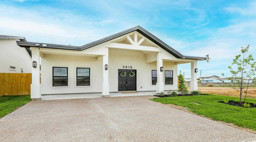 2818 Adamsville, Laredo, Texas 78046, 3 Bedrooms Bedrooms, 5 Rooms Rooms,2 BathroomsBathrooms,Residential,For Sale,2818 Adamsville,20261917