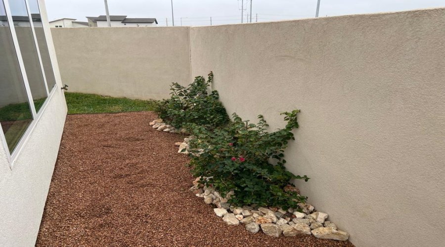 202 Deer Path Loop, Laredo, Texas 78045-2234, 3 Bedrooms Bedrooms, 3 Rooms Rooms,2 BathroomsBathrooms,Residential,For Rent,202 Deer Path Loop,20261919