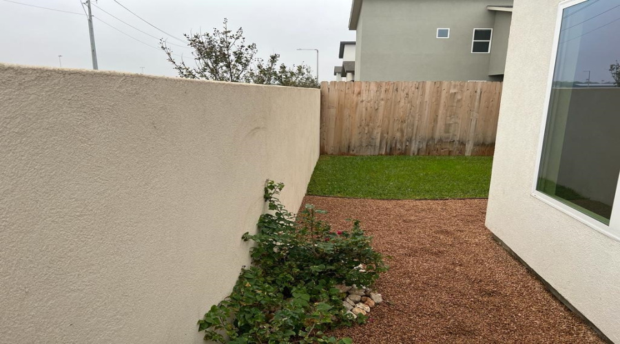 202 Deer Path Loop, Laredo, Texas 78045-2234, 3 Bedrooms Bedrooms, 3 Rooms Rooms,2 BathroomsBathrooms,Residential,For Rent,202 Deer Path Loop,20261919